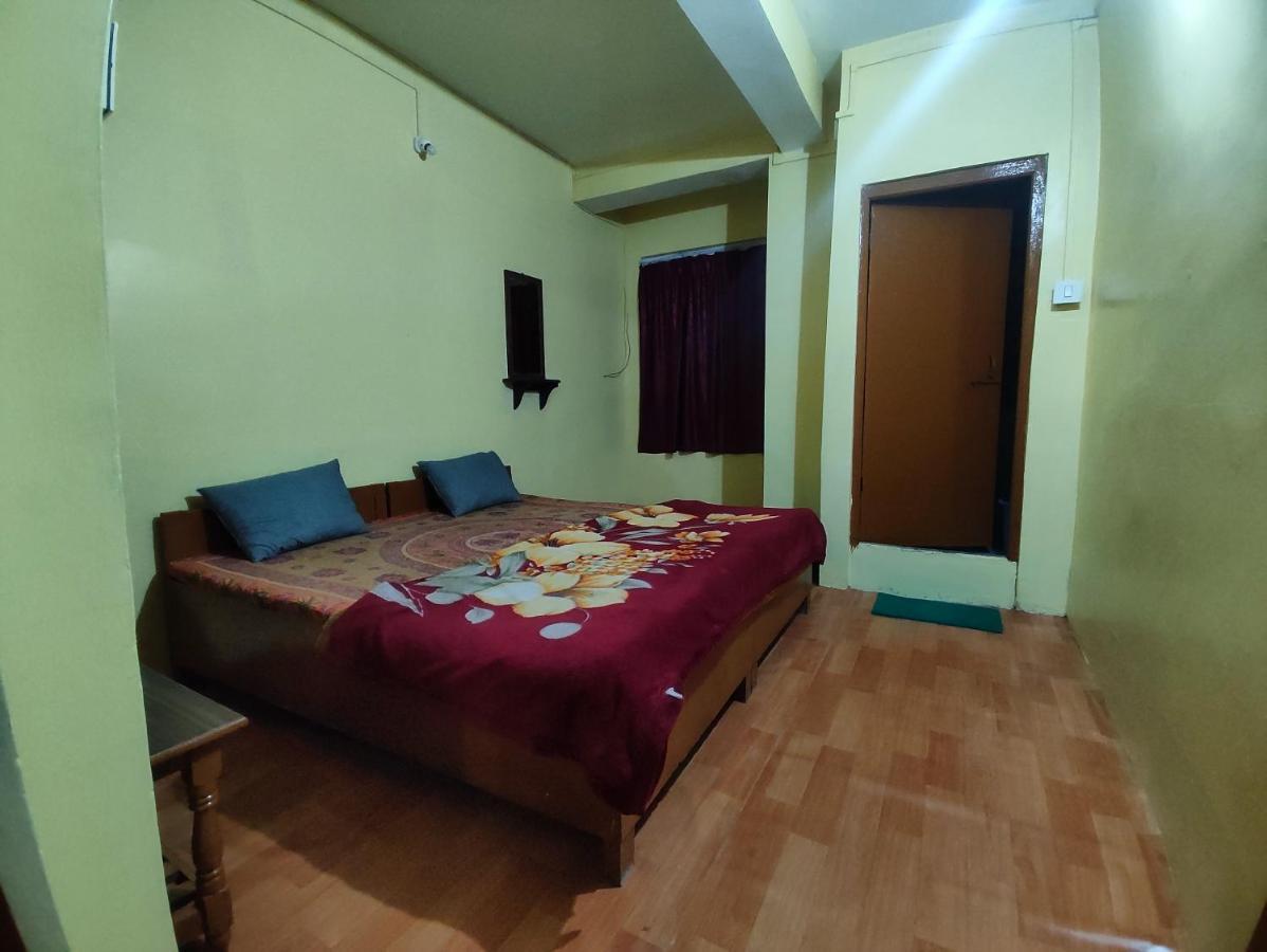 دارجيلنغ Wind Home Darjeeling- Budget Hotel Near Mall المظهر الخارجي الصورة
