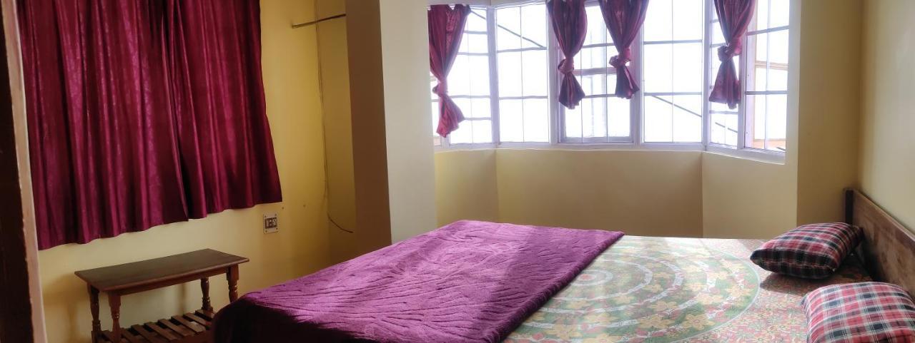 دارجيلنغ Wind Home Darjeeling- Budget Hotel Near Mall المظهر الخارجي الصورة