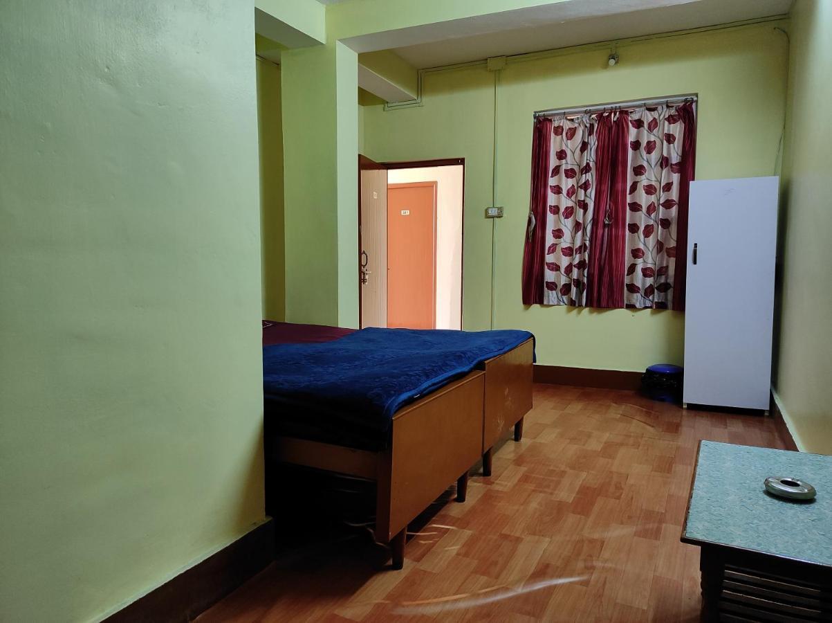 دارجيلنغ Wind Home Darjeeling- Budget Hotel Near Mall المظهر الخارجي الصورة