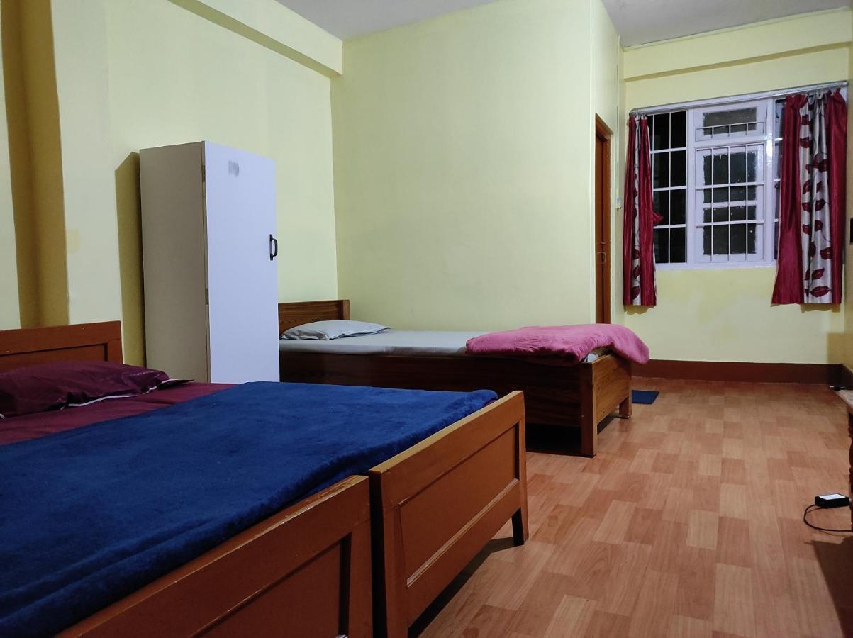 دارجيلنغ Wind Home Darjeeling- Budget Hotel Near Mall المظهر الخارجي الصورة