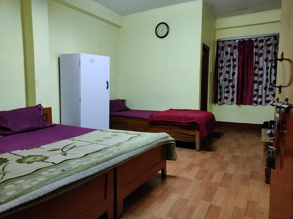 دارجيلنغ Wind Home Darjeeling- Budget Hotel Near Mall المظهر الخارجي الصورة
