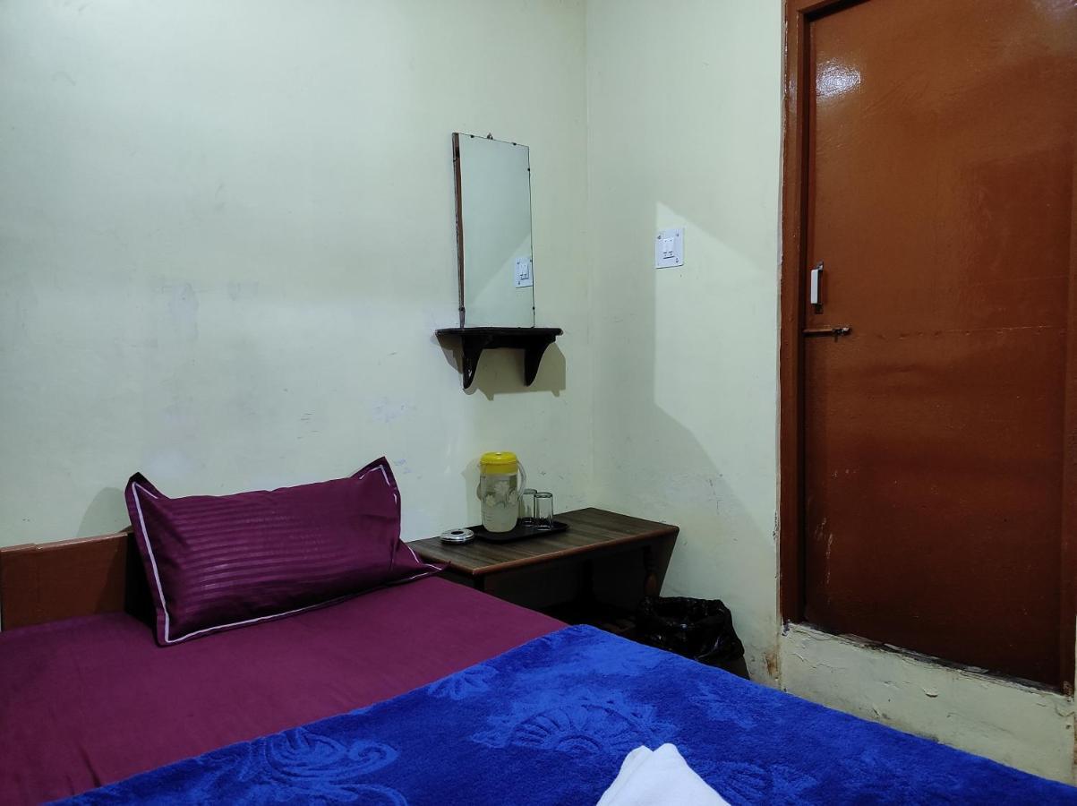 دارجيلنغ Wind Home Darjeeling- Budget Hotel Near Mall المظهر الخارجي الصورة